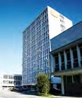 Chemik. Tento obor je založen na velmi úzké spolupráci s firmou Barum Continental spol. s r.o. Otrokovice, ve které žáci absolvují hlavní část odborného výcviku zaměřeného na zpracování kaučukových směsí a výrobu plášťů pneumatik.