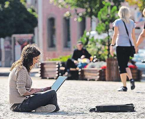 2 3. října 2014 Vyškovsko Wi-fi má bazéninemocnice DOKONČENÍ ZE STRANY 1 Podnik jsme otevírali asi před rokem a s pokrytím wi-fi jsme počítali už dopředu.