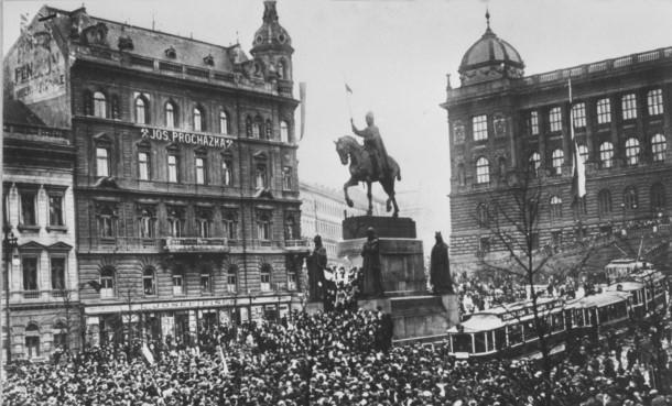 28.říjen Den vzniku samostatného československého státu je státní svátek České republiky, který se slaví každoročně 28. října. Slaví se jako připomenutí výročí 28.