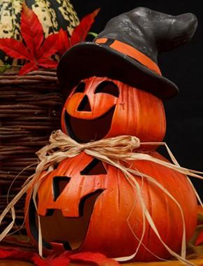 Happy Halloween whatever you are! Co vše víme o americkém svátku Halloween? Slaví se každoročně poslední říjnový večer, tedy vždy 31.