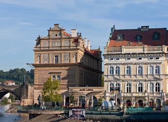 HUDEBNÍ DÍLNY PRO DĚTI l ZIMNÍ HUDEBNÍ RADOVÁNKY S PANEM VIVALDIM 17. 1. od 11.00 h Vydejte se na hudební toulky jarem, létem, podzimem a zimou. Vašim průvodcem bude pan Antonio Vivaldi.