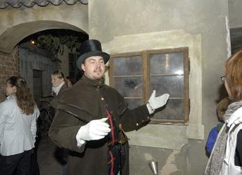 MUZEA Mysteria Pragensia dvě tváře tajuplné Prahy ve dvou muzeích Muzeum pražských pověstí a strašidel Mostecká 18, Praha 1 l informace mob. 724 028 152, tel. 257 221 289, l muzeumpovesti@email.