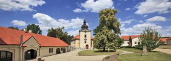 PLANETÁRIUM HVĚZDÁRNY MUZEA nálezů pocházejících ze zámeckého areálu. l Dějiny obce Vinoře / Od pravěku do 20.