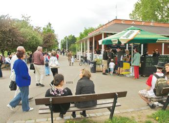 PLANETÁRIUM NÁRODNÍ KAVÁRNY HVĚZDÁRNY KONCERTY KLÁŠTERY KAVÁRNY ČAJOVNY GALERIE KLUBY Přijďte každé liché pondělí v 10.30 a sudé ve 13.30 do Café AdAstra.