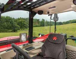 14 www.masseyferguson.com Prostředí řidiče - produktivní, efektivní, komfortní Kabiny Massey Ferguson jsou proslaveny svou vynikající kvalitou a řada MF TH tento odkaz potvrzuje.