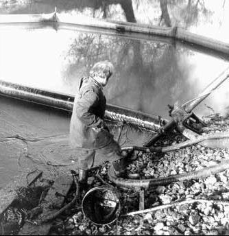 Příklady havárií - ČR Kyanidové havárie dočasné koncentrace kyanidu v tocích až v řádech jednotek až desítek mg l -1 1964 Jihlava chybná zkouška kvality vypouštěných vod 1967 Lubina závady na potrubí