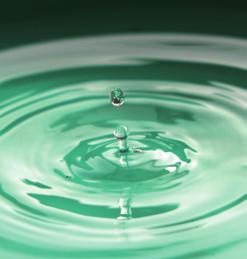 Hydrofobní lazura EM4802-0005 HydroPlus Super-hydrofobní vodouředitelný tenkovrstvý transparentní lak poskytující přírodní matný vzhled.