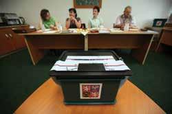 Obsah 4 Usnesení ze zasedání Rady a Zastupitelstva obce Psáry Informace z obce 7 Parlamentní volby 2017 8 Zpráva o činnosti obce 11 Knihovna zve malé i velké čtenáře 11 Pitná voda v Psárech a