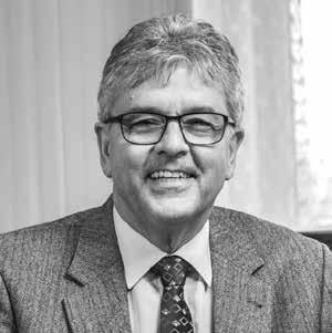 Radovan Lipus režisér Ing. Radúz Mácha ředitel Sdružení pro rozvoj MS kraje Těším se na všechny chvíle, kdy se mi poštěstí usednout v hledišti NDM!