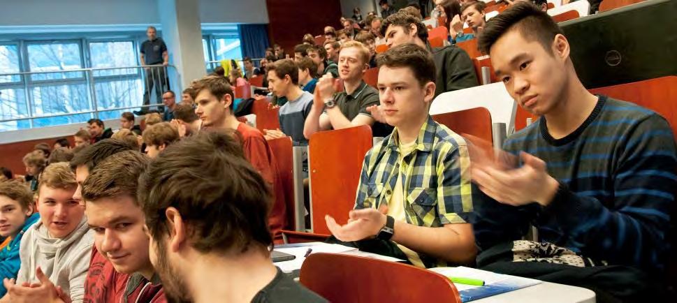 Zahájená habilitační řízení Ing. Karel Dušek, Ph.D. K 13113 katedra elektrotechnologie Ing. Alexander Kromka, Ph.D. ČVUT FSv, katedra fyziky Ing. Daniel Novák, Ph.D. K 13133 katedra kybernetiky Ing.