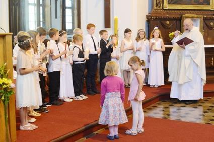 Mimořádné bohoslužby během roku se konaly při příležitosti církevních svátků: žehnání školákům na začátku školního roku, adventní roráty,