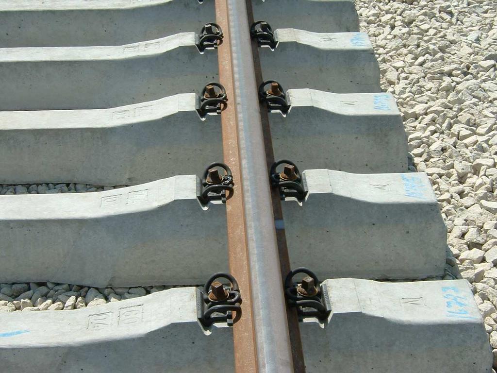 Výroční zpráva 2006 10 Obchodní vyhlídky v budoucím ob