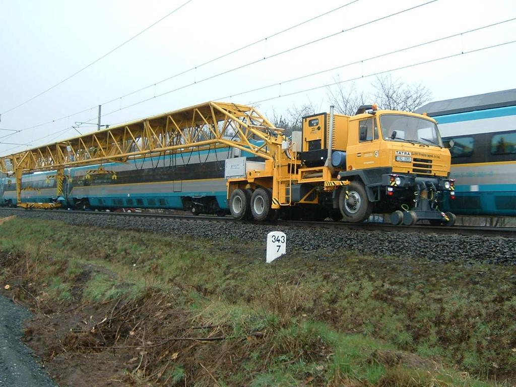 Výroční zpráva 2006 6 Zpráva vedení společnosti o podnikatelské činnosti a stavu majetku 6 ZPRÁVA VEDENÍ SPOLEČNOSTI O PODNIKATELSKÉ ČINNOSTI A STAVU MAJETKU 6.