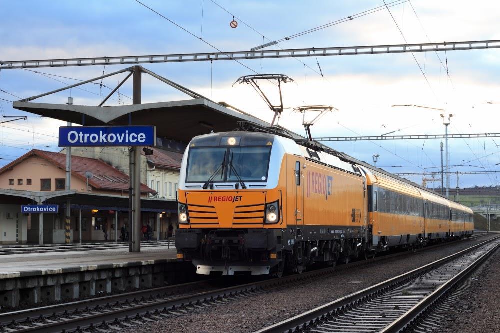 2. Vypravené vlaky InterCity RegioJet Všechny vlaky uvedené v jízdním řádu jsou vypraveny. Nedochází k odřeknutí spojů z rozhodnutí ovlivněným výhradně situací na straně dopravce.