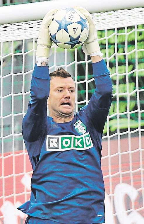24 23. prosince 2016 Karvinsko Co vpřestávce čeká Karvinou? Třeba zápas sbaníkem Několik přípravných zápasů čeká na svěřence Jozefa Webera vzimní přestávce první fotbalové ligy.