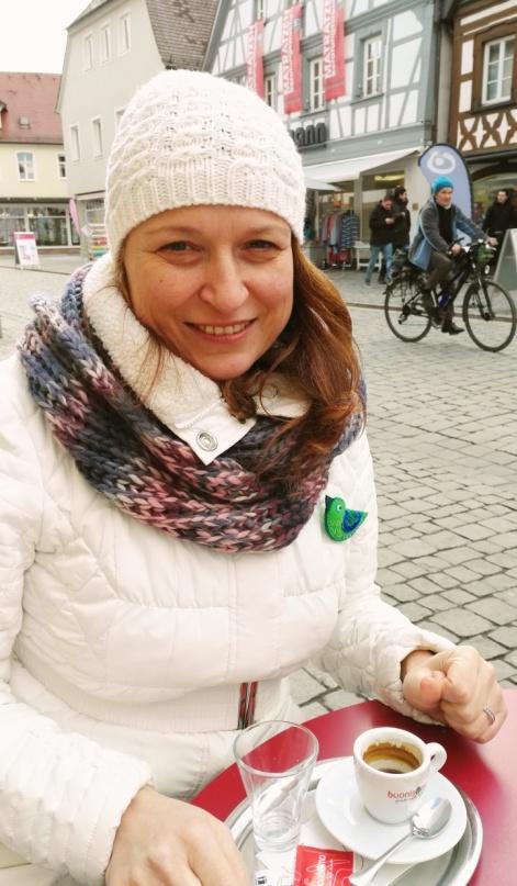 S vášní pro zdravou, zábavnou, kreativní a ekologicky smysluplnou kuchyni se již dlouhá léta věnuje experimentování a vaření podle metody Metabolic Balance.