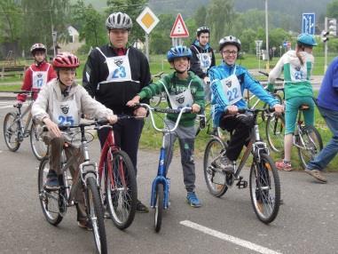 Soutěţili ve znalostech dopravních značek a pravidel silničního provozu pro