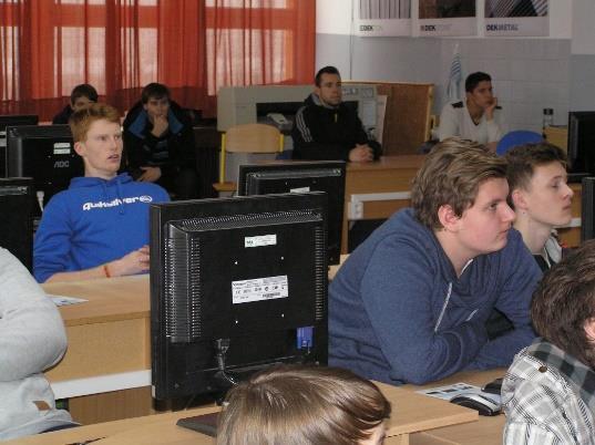 ročníků - informace o pracovním trhu pro žáky - Beseda na téma Nehodou to začíná pro žáky všech oborů SŠT - Odborný seminář Pérování motorových vozidel pro obor Automechanik - Prezentace firmy MATRU,