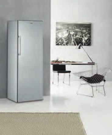 C H L A D N I Č K Y projekt spoločnosti Whirlpool Jedinečné riešenie umiestnenia výrobníka ľadu do dverí mrazničky, nad zásobník ľadových kociek, zvyšuje kapacitu mrazničky o 20%.