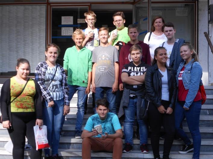 Získali tak návod a informace, jak správně vybrat směr své budoucí profese. Zároveň si vyplnili dotazník zájmů, z jehož závěrů zjistili, zda mají schopnost realizovat se ve zvoleném oboru.