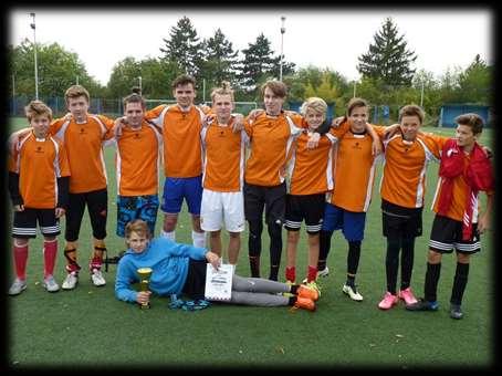 50 SOUTĚŽE ŽÁKŮ 2. STUPNĚ 11. 10. 2016 Minifotbal 8. a 9. roč. 2. místo v okresním kole ZŠ Praha-západ listopad 2016 Florbalový turnaj chlapců a dívek 6. a 7. roč., Florbalový turnaj chlapců a dívek 8.