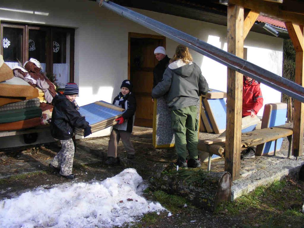 2012, v dopoledních hodinách.