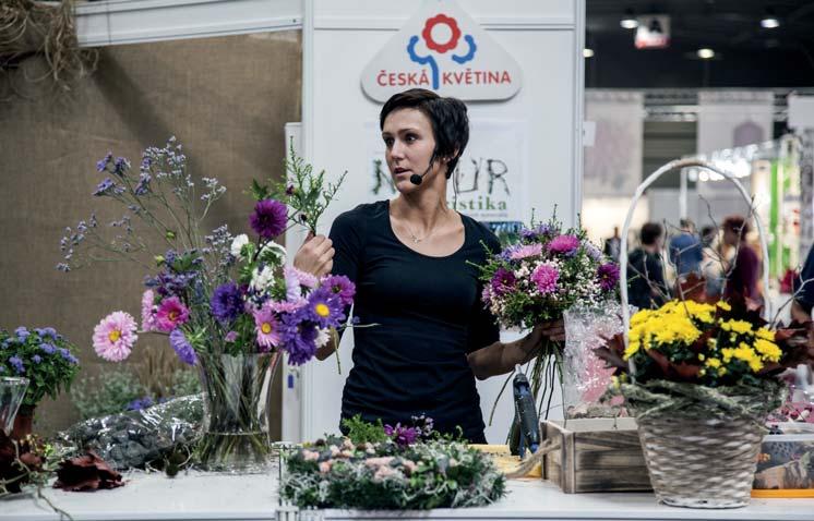 doprovodný program FLORISTICKÁ SHOW pořadatel: časopis FLORISTIKA / Profi Press floristka: MARKÉTA NAGYOVÁ téma: podzimní přízdoba hrnkových květin Časopis FLORISTIKA připravil pro