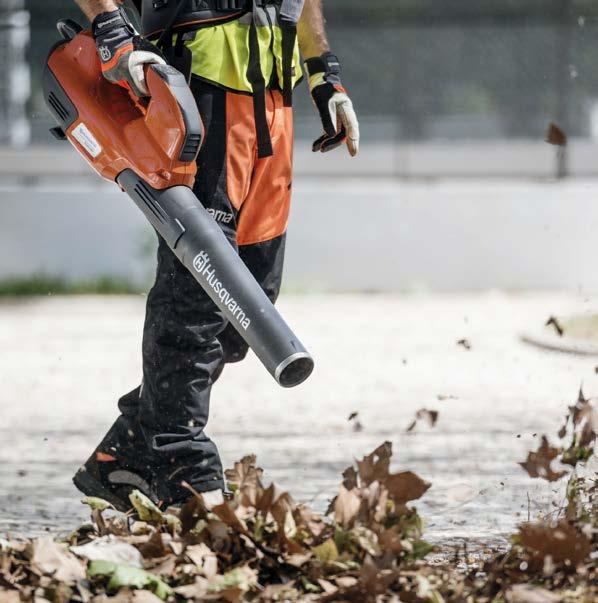 R typ Husqvarna 536LiB hmotnost 3.