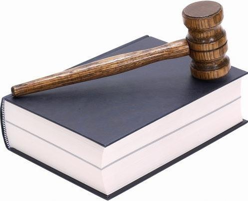 Dotaz: Jsem student a mám pronajatý dvoupokojový byt v Praze, ale nájemné je poměrně vysoké.