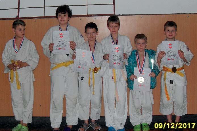 místo Turynková Sára 2. místo Brychtová Veronika 3.