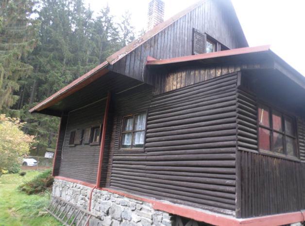Boční pohled Dřevník na