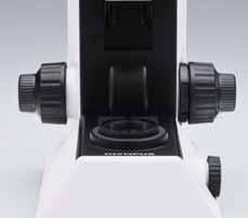 Focus on Safety, with a Stopper that Prevents Specimen Damage With the CX22 series, there's no need to worry about the objective and the slide glass accidentally coming