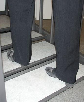pomůcka StairTrainer slouží k nácviku chůze do schodů a bezpečné rehabilitaci osob.