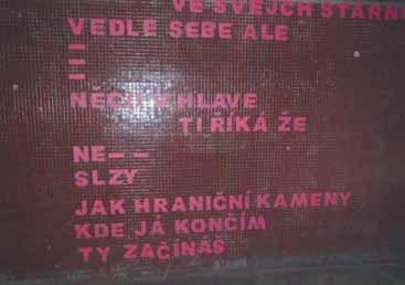 (red) Symbol českého squattingu nejspíš čeká demolice Libeň/Troja - Prvorepublikovou vilu, která stojí na pomezí čtvrtí Libeň a Troja, patrně čeká demolice.