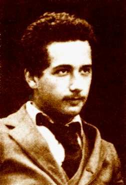 43 Nekvantový pohled na fyzikální pole Albert Einstein (879 955) Uvažujme nyní myšlenkový experiment, v němž uvnitř vlakového vagónu kmitá foton mezi dvěma planparalelními zradly, vzájemně vzdálenými