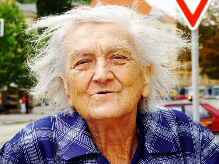 PRINCIP PRVNÍ: CYKLICKÁ *ENA SI DOVOLUJE ODPO+ÍVAT! M!tus: Správná a v!konná "ena nikdy nespí. Nic nem-/e b0t dál od pravdy ne/ tato v,ta, a p.itom je v" nás tak pevn, zako.en,ná.