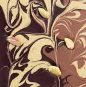 (100 G) OŘÍŠKOVÁ FANTAZIE Velká tabulka sladké bílé čokolády