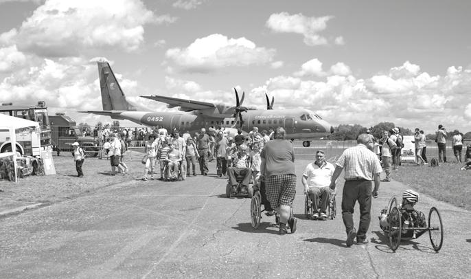 Letecký den pro hendikepované Open Skies for handicapped se letos uskuteční již podesáté, a to 17. června na letišti v Hradci Králové.