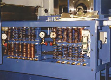 Časté je využití HS pro uložení velkých rotačních stolů, např. Škoda Machine Tool nebo ČKD Blansko.