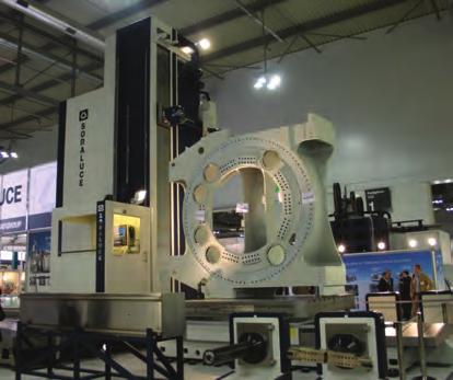 Řada INVAR 3 nabízí vrtací vřetena 180 a 200 mm, otáčky vřetena 2500 min -1, výkon 100 kw, max. moment 14500 Nm, výsuv pinoly Z=1500 mm, výsuv vřetena W=1250 mm.