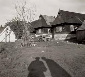 Aktivně fotografoval pouhé dva roky, fotografování vnímal jako jednu z mnoha aktivit, kterou chtěl poznat a popsat.