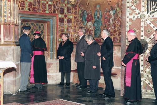 kaple našly úkryt části náhrobku sv. Jana Nepomuckého a další cenné umělecké předměty z katedrály sv. Víta.