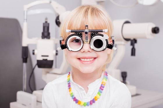 Optometric examination in children Kristina Radić, Lana Basić, Sonja Drugović, Kristijan Pili, Marcela Domnik, Kristina Mihić, University of Applied Sciences, Velika Gorica, Croatia Abstract