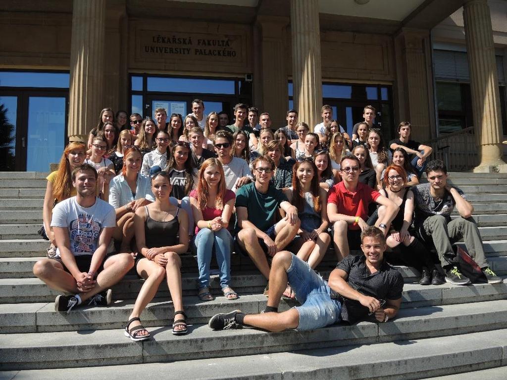 9 STUDENTSKÉ ORGANIZACE A SPOLKY PŮSOBÍCÍ NA LF UP A JEJICH AKTIVITY 9.