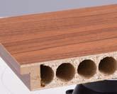 vybraných modeloch na základe konzultácie s obchodným oddelením Masonite CZ konštrukcia dverí MDF rám opláštený HDF doskou + výplň podľa výberu hrúbka dverí 39mm možnosť dodania ako v jednokrídlovom,