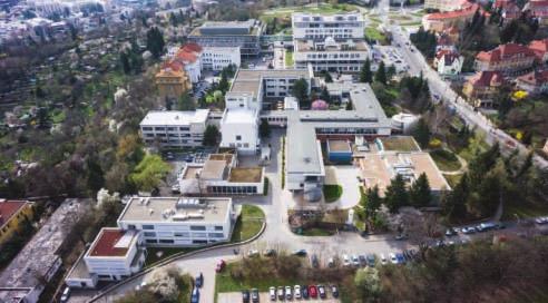 M a S arykův onk o L o GICKý ÚSTav Masarykův onkologický ústav (MOÚ) v Brně je špičkovým specializovaným onkologickým centrem s nadregionální působností, jedinečným zdravotnickým zařízením v České
