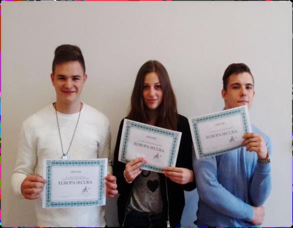 místo- Nikola Janásková PL 3 2. místo- Barbora Nováková PL 3 3.