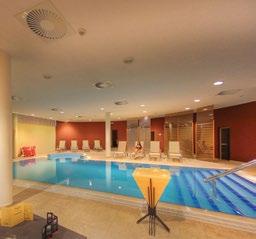 Wellnes paket za žene uključuje: bazen sa hidromasažom, mediteranska sauna, faza hlađenja, piling tijela, antistress masažu cijelog tijela u trajanju od 50 minuta, masažu leđa u trajanju od 30