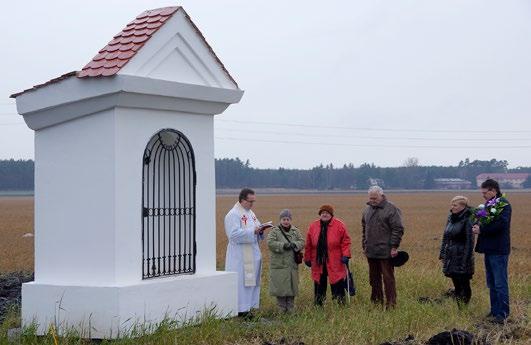 2 ZPRÁVY Z RADNICE ZPRÁVY Z MĚSTA 3 Ze zasedání Rady města Sadská dne 20. 12. 2017 Rada města schválila: Po předchozím souhlasu KÚ Středočeského kraje Řád veřejného pohřebiště města Sadská.