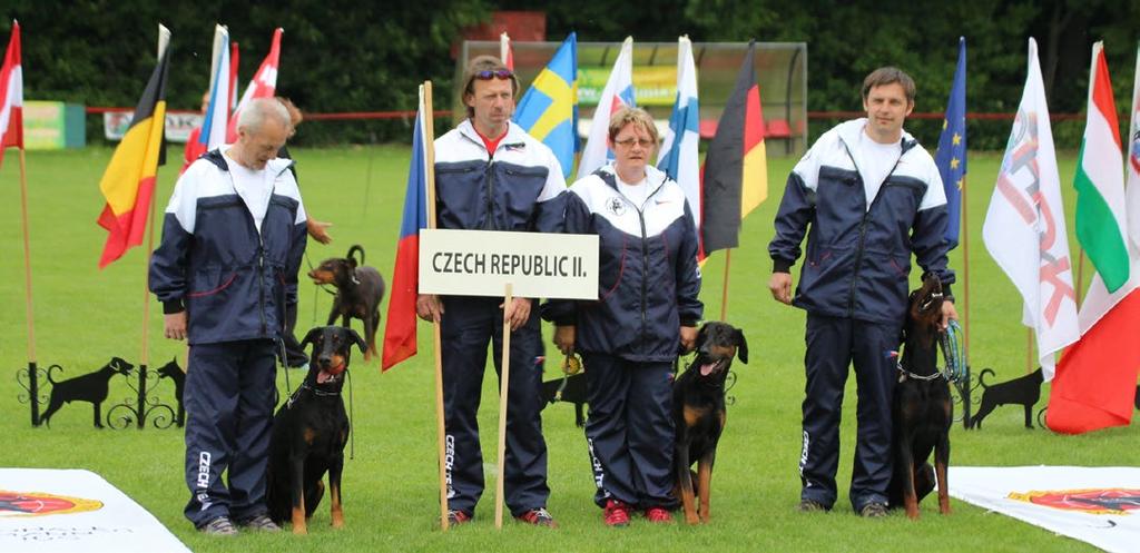 Z našich členů se nominovali Josef Okáník se psem Criss Royal Dux a Leona Sosnová se psem Apollo od Novomlýnských jezer. Bohužel pes Jožky se zranil a byl nucen svou velmi úspěšnou kariéru zakončit.